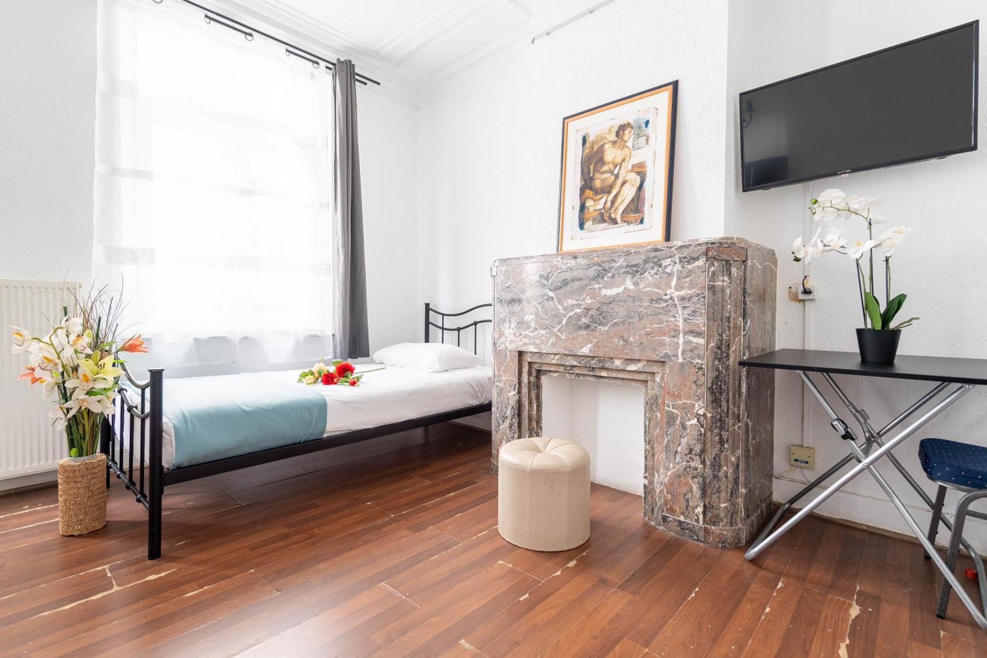 Hotel Le Grand Colombier 2*